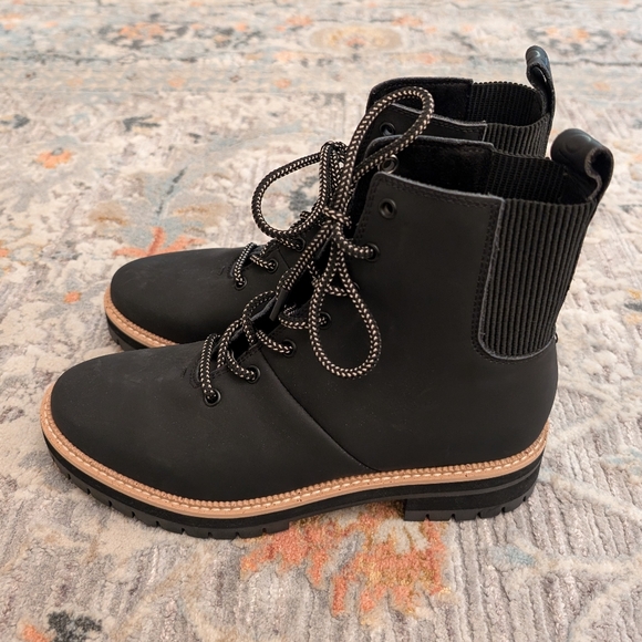 Tom's Frankie Lace-up Boot - Picture 1 of 5